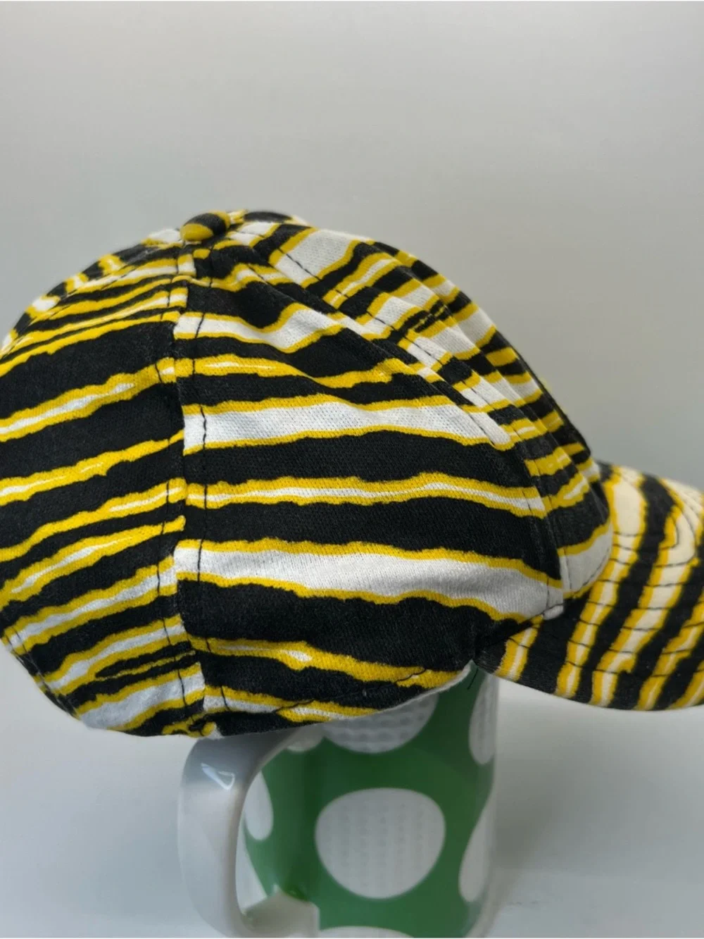 Vintage Zubaz Brand lowa Hawkeye
Snapback Hat Cap RARE - Picture 9 of 14